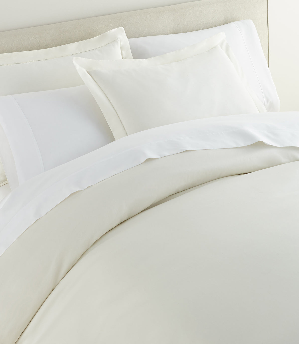Clara Sateen Duvet Set | 100% Long-Staple Cotton | Peacock Alley for Casa Marella