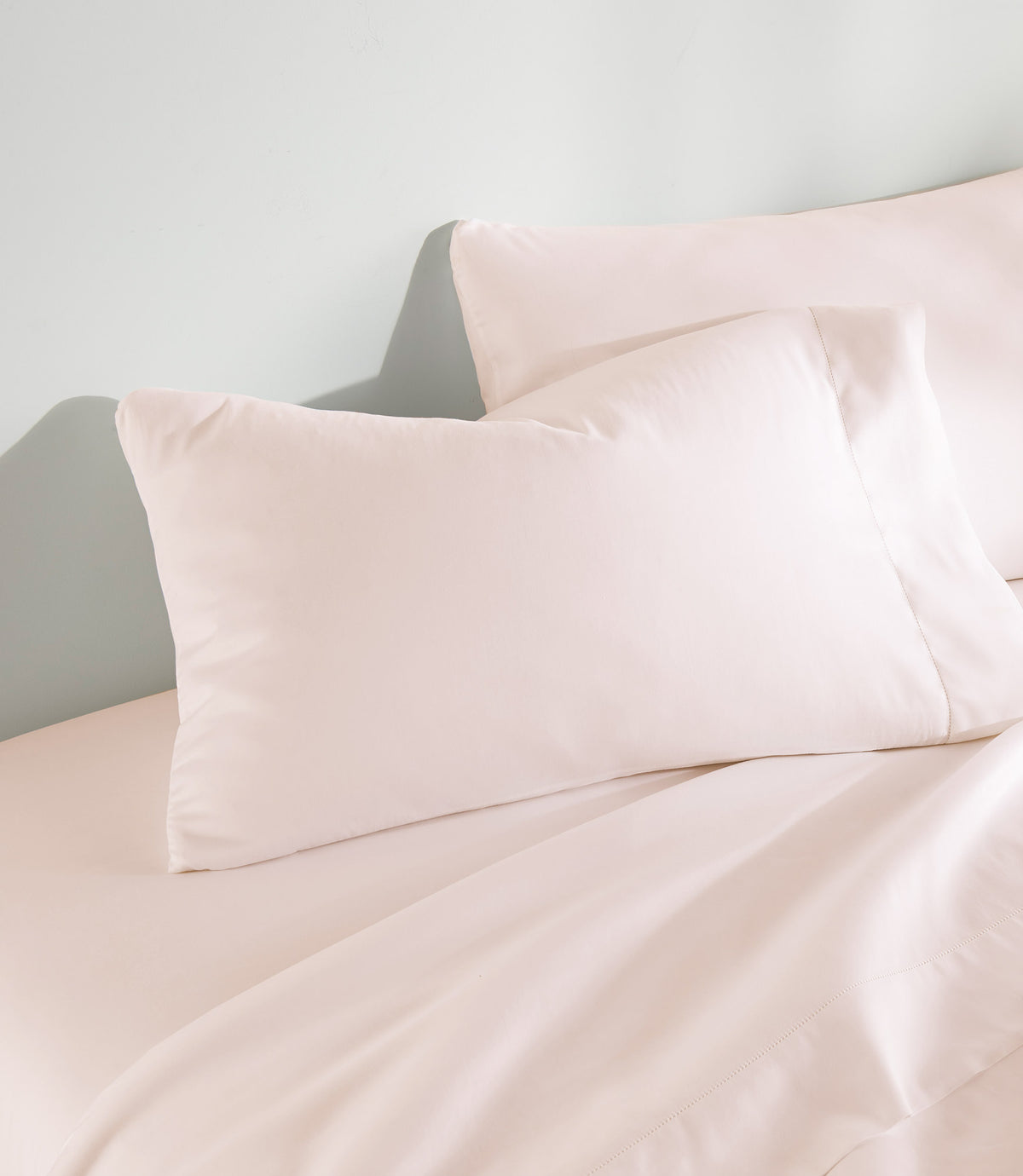 Clara Sateen Sheet Set | 100% Long-Staple Cotton | Peacock Alley for Casa Marella