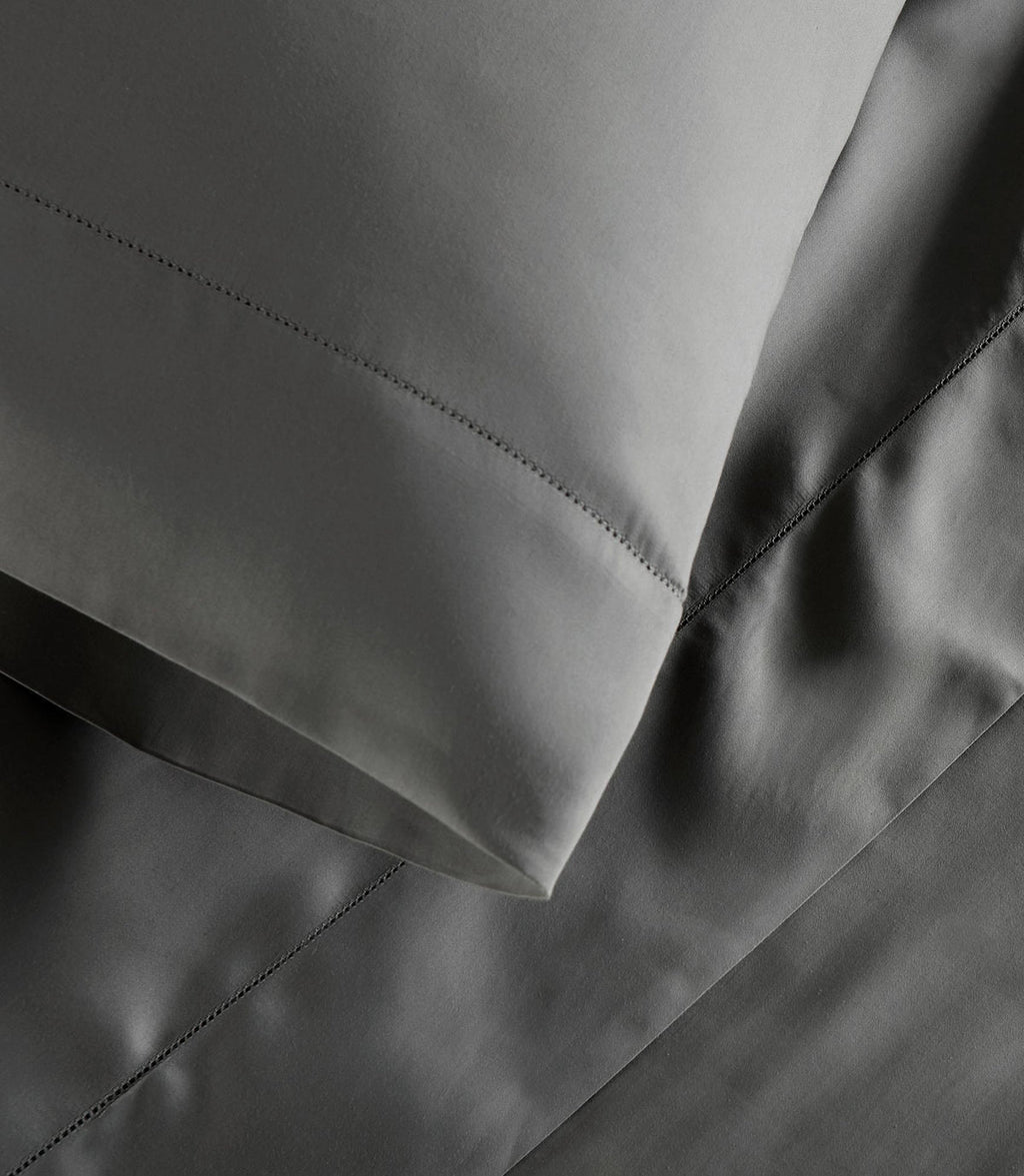 Clara Sateen Sheet Set | 100% Long-Staple Cotton | Peacock Alley for Casa Marella