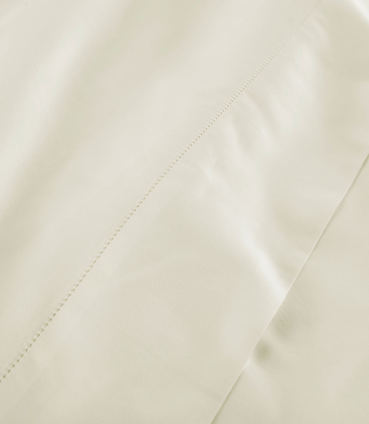 Clara Sateen Sheet Set | 100% Long-Staple Cotton | Peacock Alley for Casa Marella