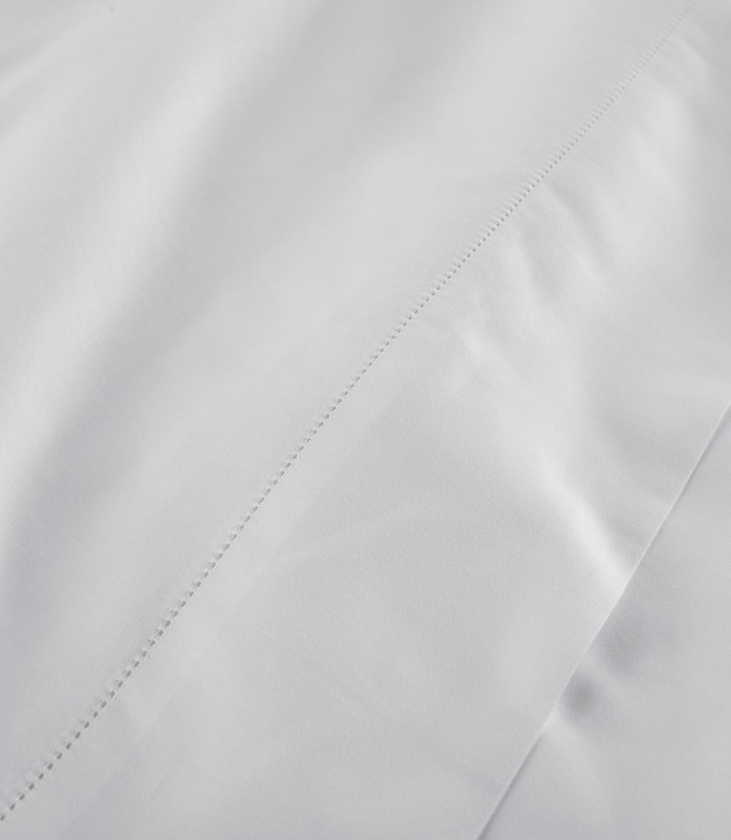 Clara Sateen Sheet Set | 100% Long-Staple Cotton | Peacock Alley for Casa Marella