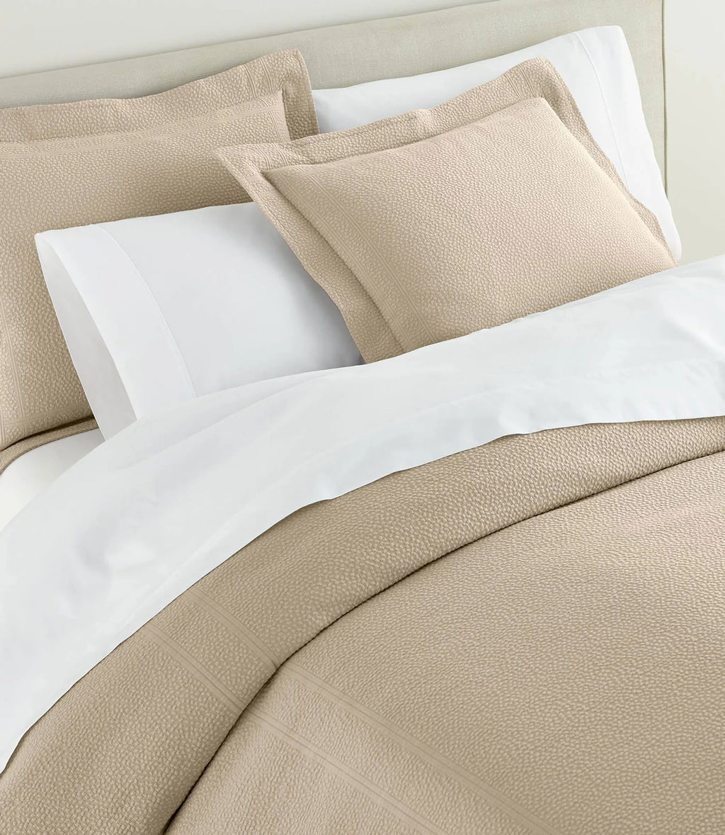 Montauk Matelassé Sham lifestyle alt view in Linen – woven in Portugal – Peacock Alley